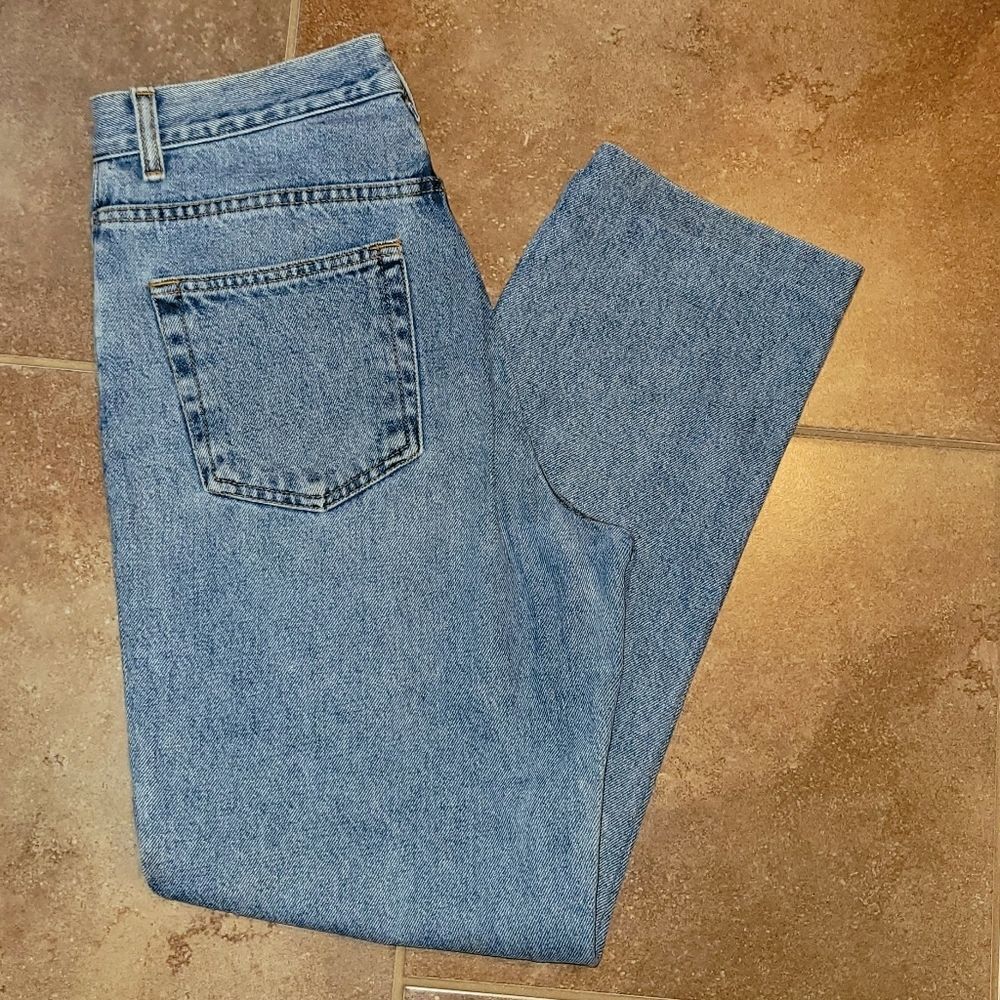 Calvin Klein Jeans High Rise Mom Jean Double Stone Wash